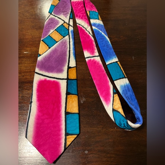 Vintage Robert Daskal handpainted silk tie - Picture 2 of 6